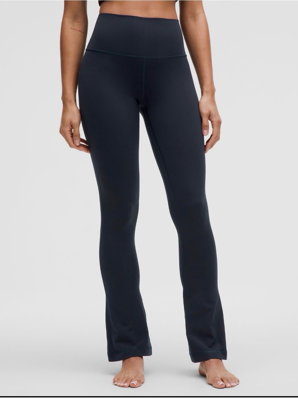 Lululemon Women’s Align High-Rise Mini-Flare pant Regular in True Navy NWOT